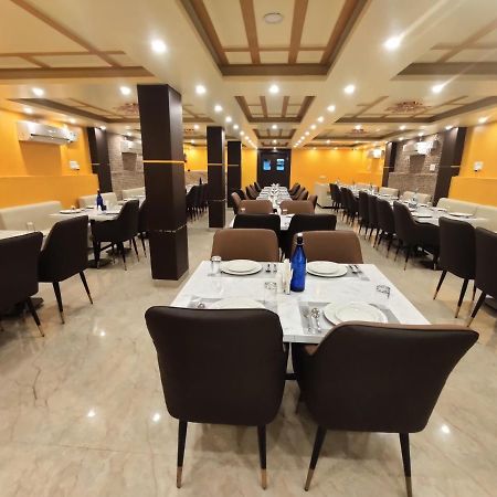 Hotel Royal View Residency à Bodh Gaya Extérieur photo