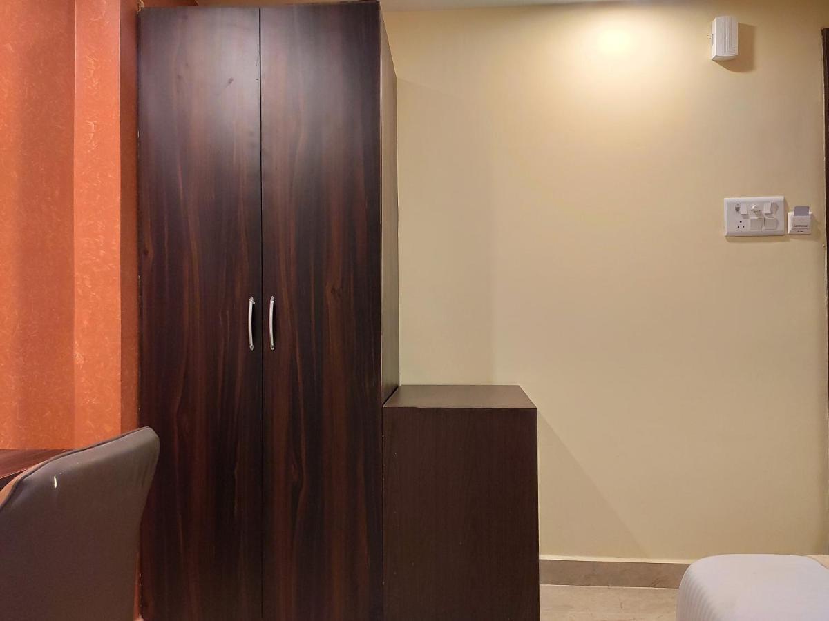 Hotel Royal View Residency à Bodh Gaya Extérieur photo