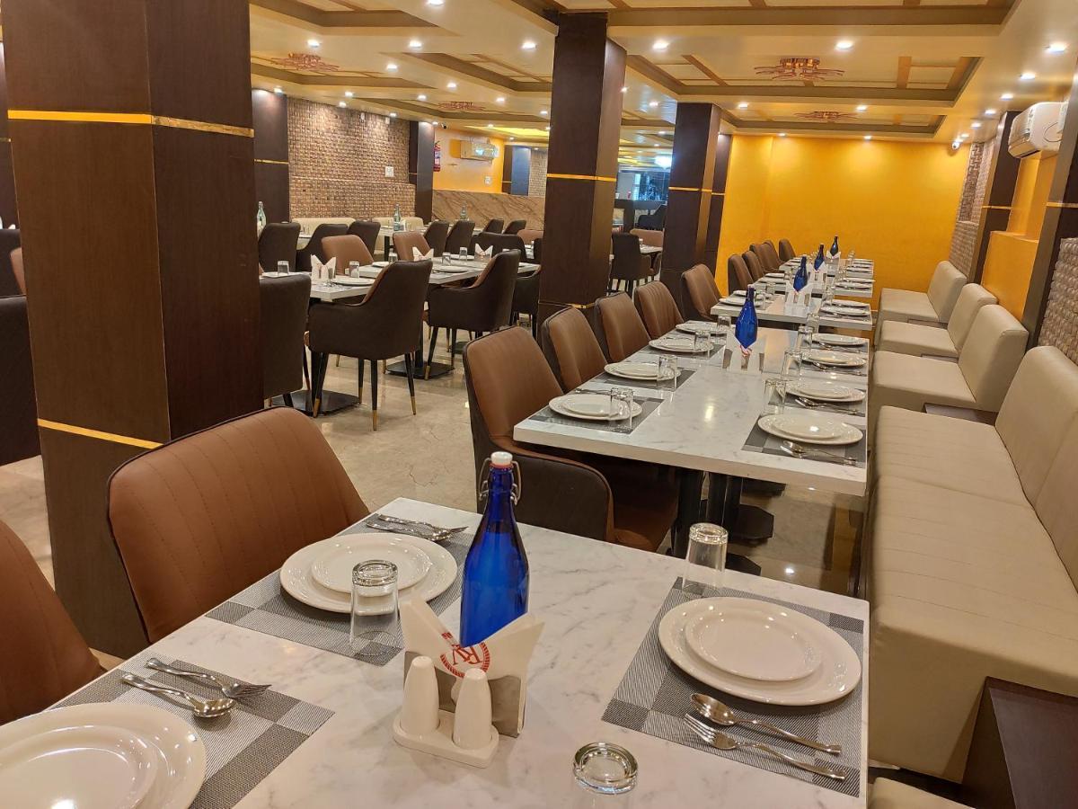 Hotel Royal View Residency à Bodh Gaya Extérieur photo